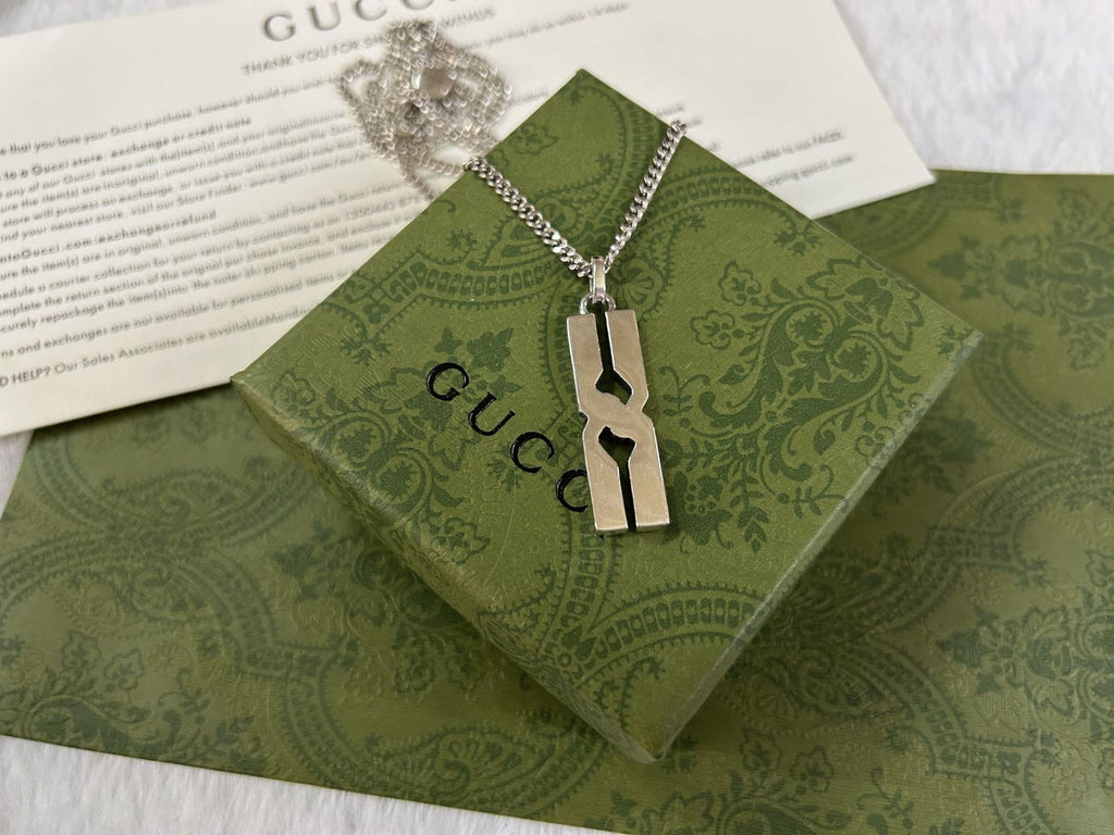 Gucci Double G Knot Pendant Necklace