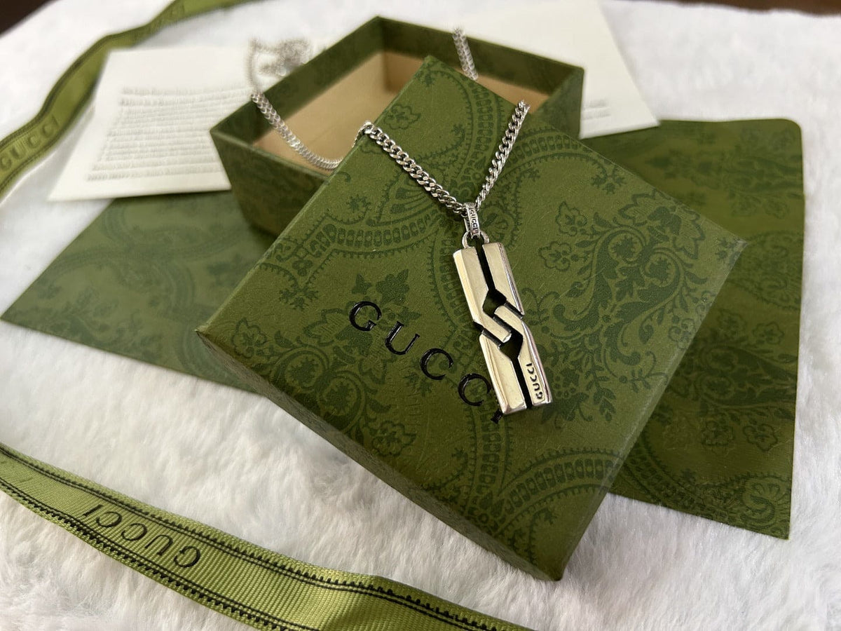 Gucci Double G Knot Pendant Necklace