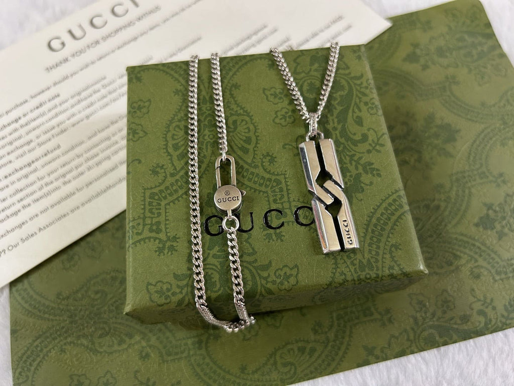 Gucci Double G Knot Pendant Necklace