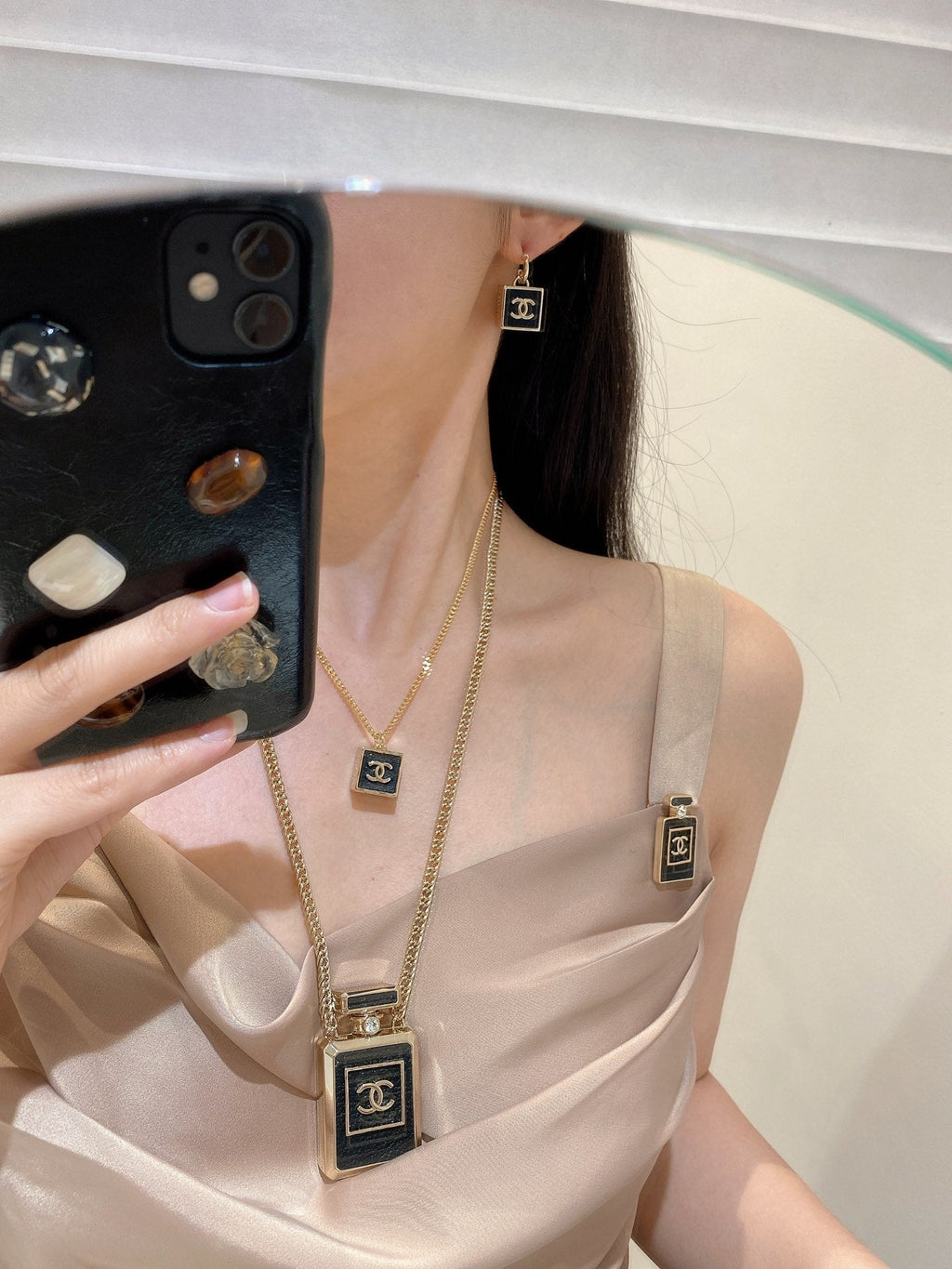 Chanel No.5 Perfume Pendant Vintage Necklace