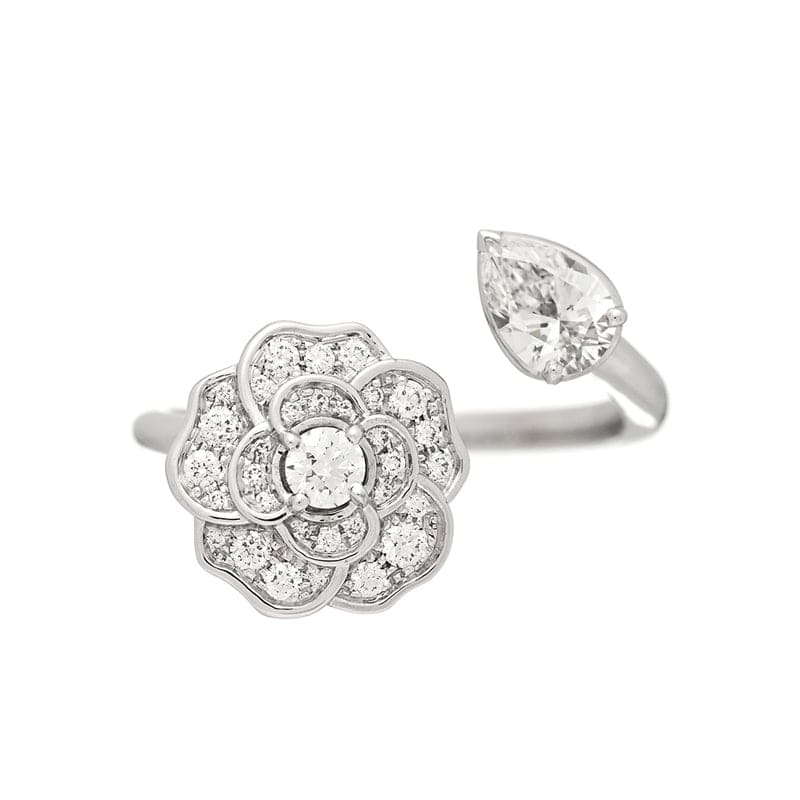 Chanel Diamond Camelia Precieux Ring - 18K White Gold