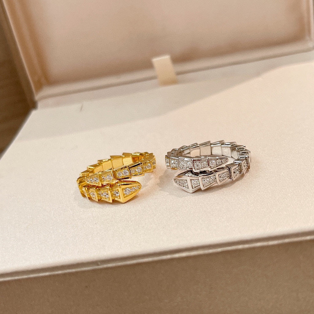 Bvlgari Serpenti Viper Pave Moissanite Ring - 18K White Gold