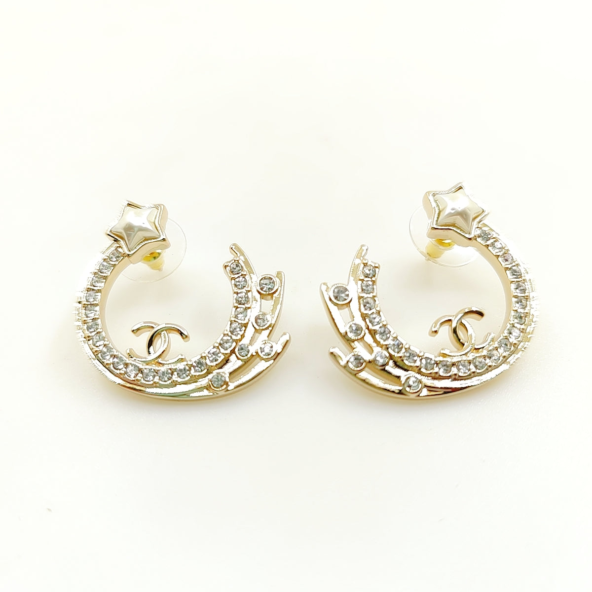 Chanel Crystal Earrings - 18K Yellow Gold