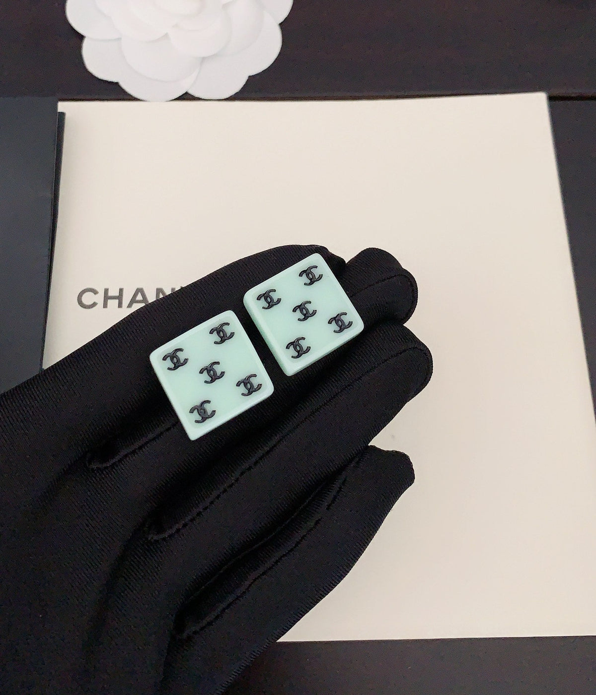 Chanel Green Resin Earrings - 18K Yellow Gold