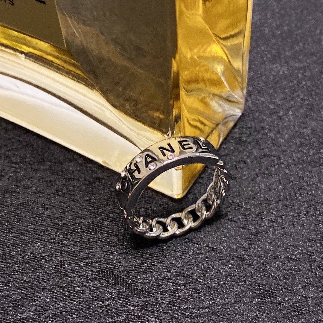 Chanel Chain Link Ring - 18K White Gold
