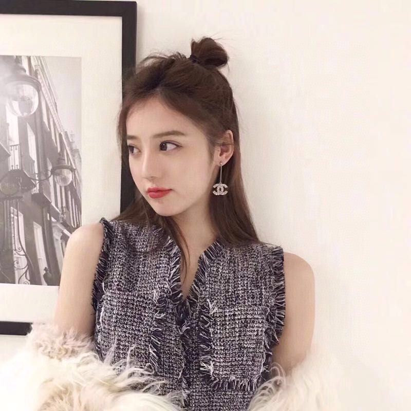 Chanel Long Crystal Earrings - 18K White Gold