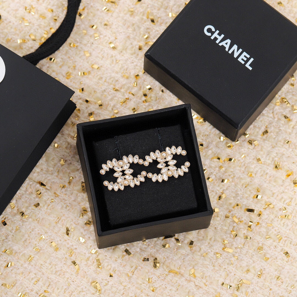 Chanel Crystal Earrings - 18K Yellow Gold