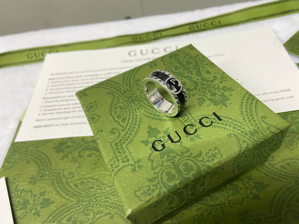 Gucci Double G Interlocking G Black Enamel Ring