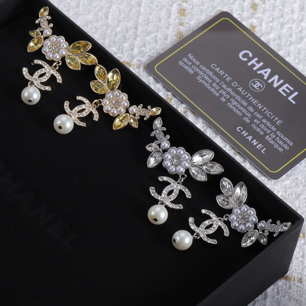 Chanel Flower Crystal Earrings - 18K Gold