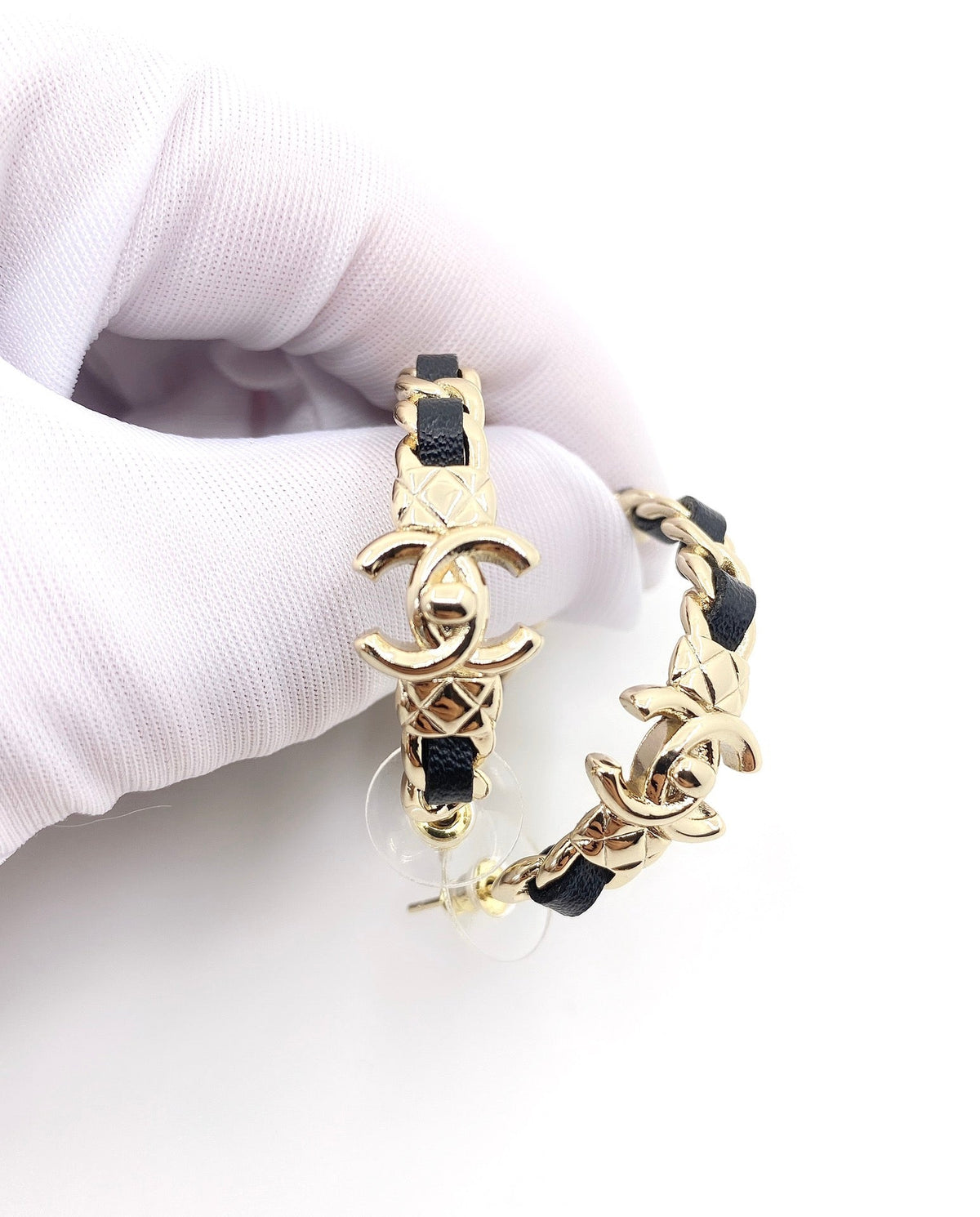 Chanel Circle Leather Earrings - 18K Yellow Gold