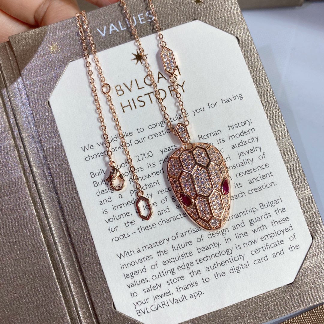 Bvlgari Serpenti Necklace - 18K Gold