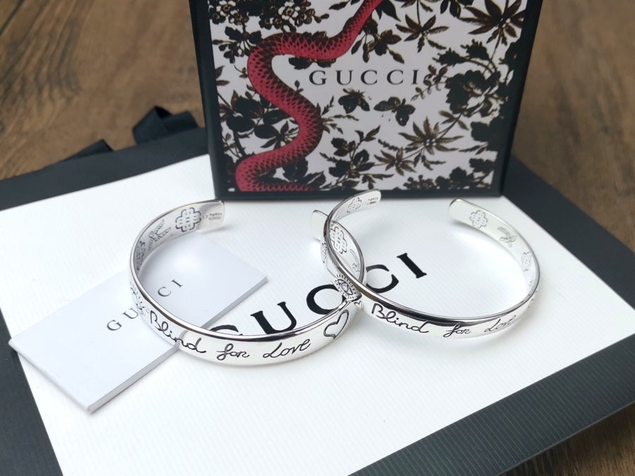 Gucci Double G Blind For Love Bracelet