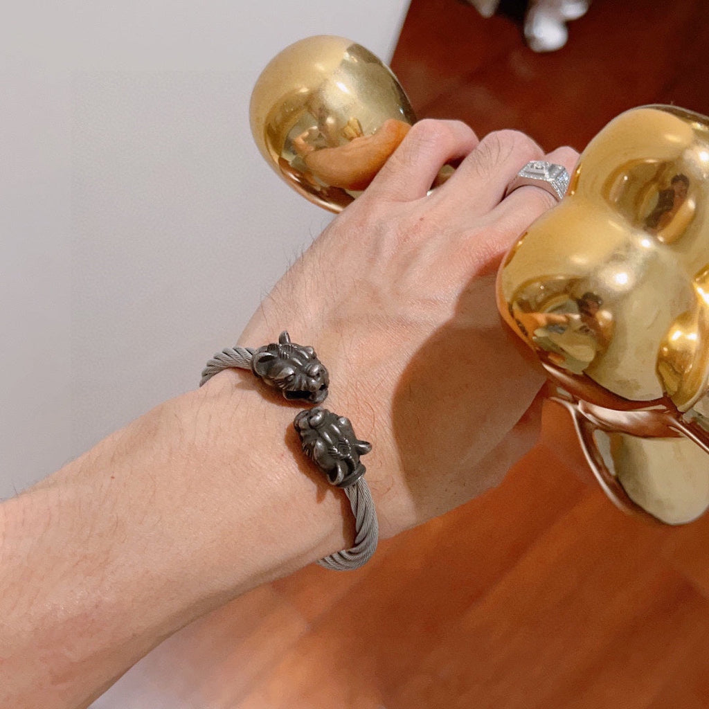 Gucci Double G Double Tiger Head Vintage Bracelet