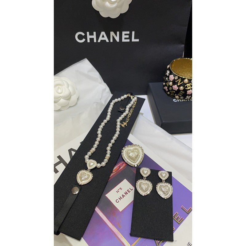 Chanel 24A Pearl Necklace