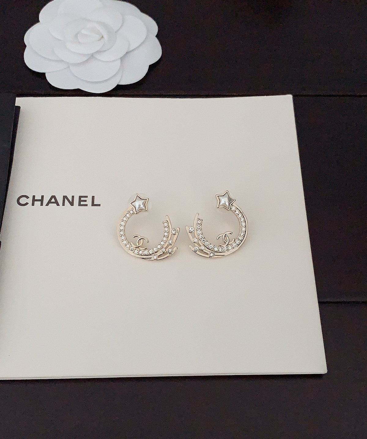 Chanel Crystal Earrings - 18K Yellow Gold