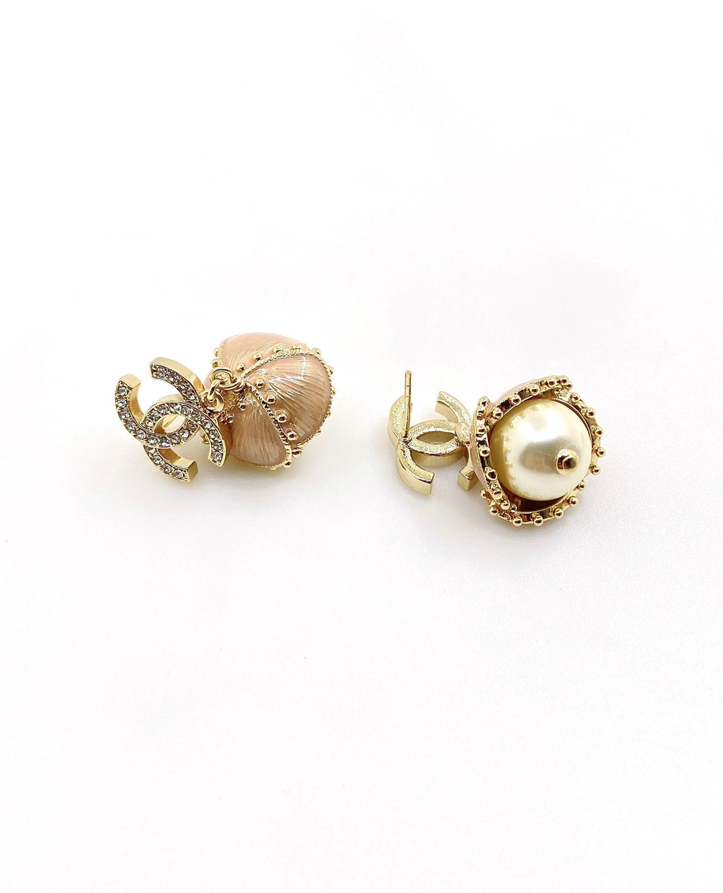 Chanel Flowers Earrings - 18K Yellow Gold