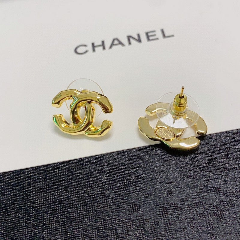Chanel Earrings - 18K Yellow Gold