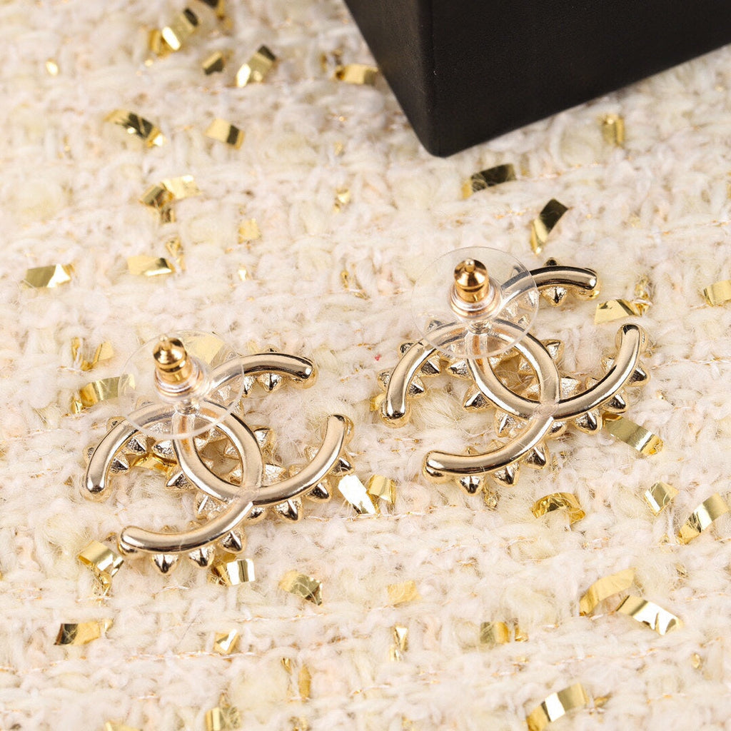 Chanel Crystal Earrings - 18K Yellow Gold