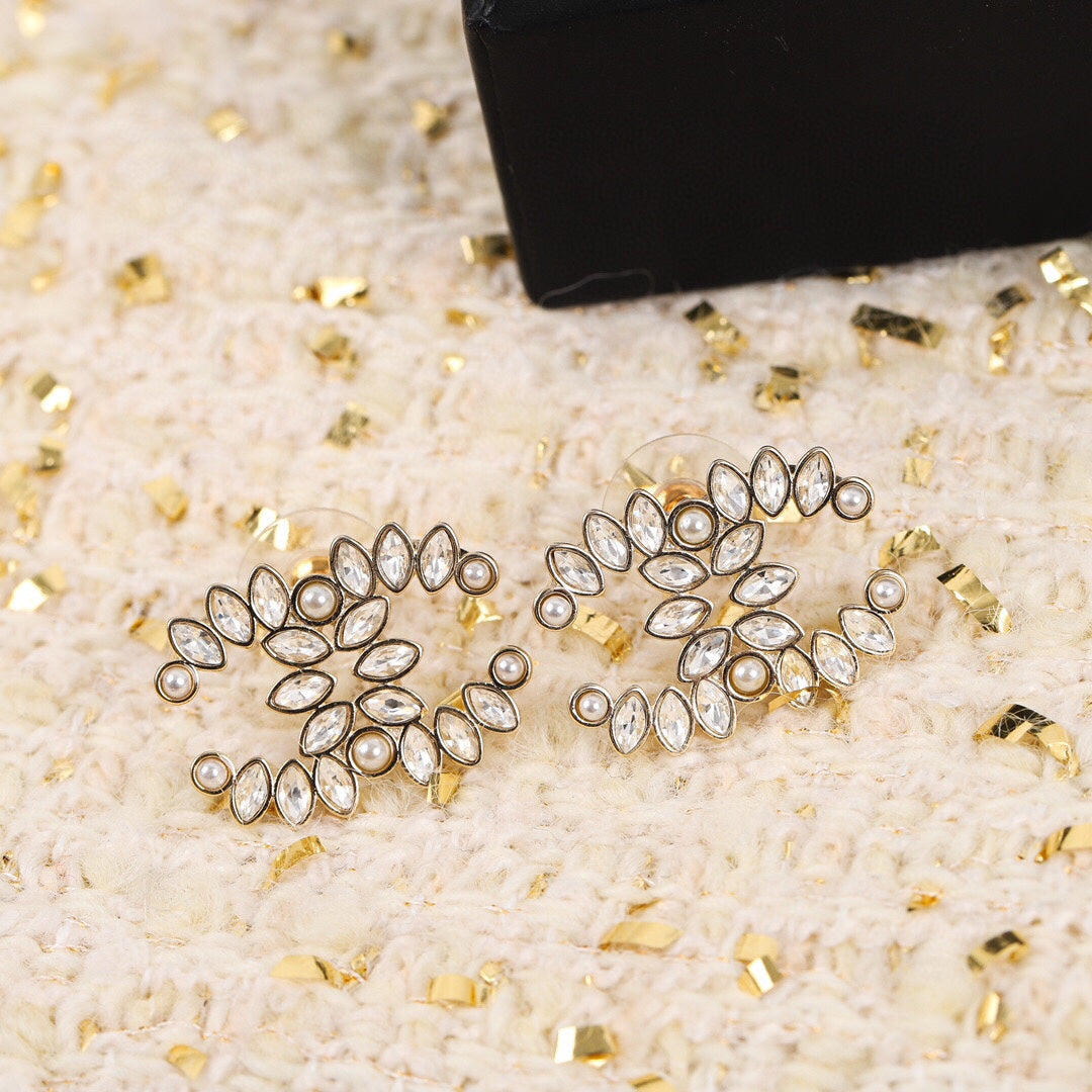Chanel Crystal Earrings - 18K Yellow Gold