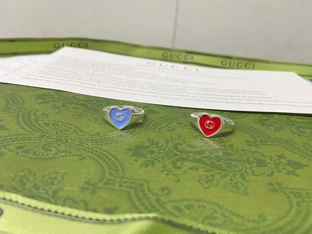 Gucci Double G Interlocking G Blue Enamel Heart Ring