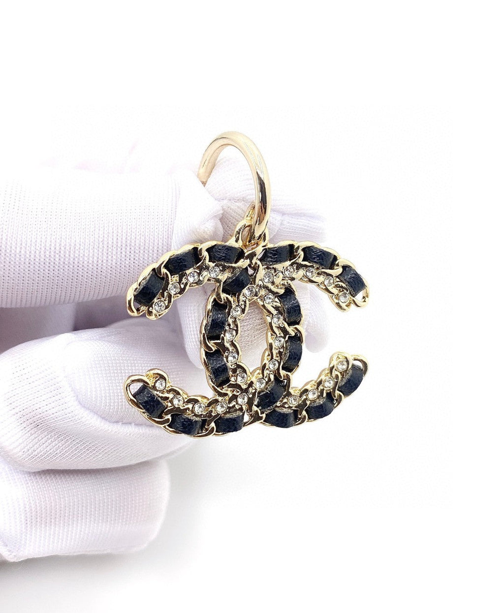 Chanel Leather Earrings - 18K Yellow Gold