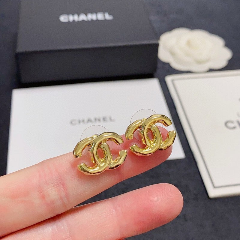Chanel Earrings - 18K Yellow Gold