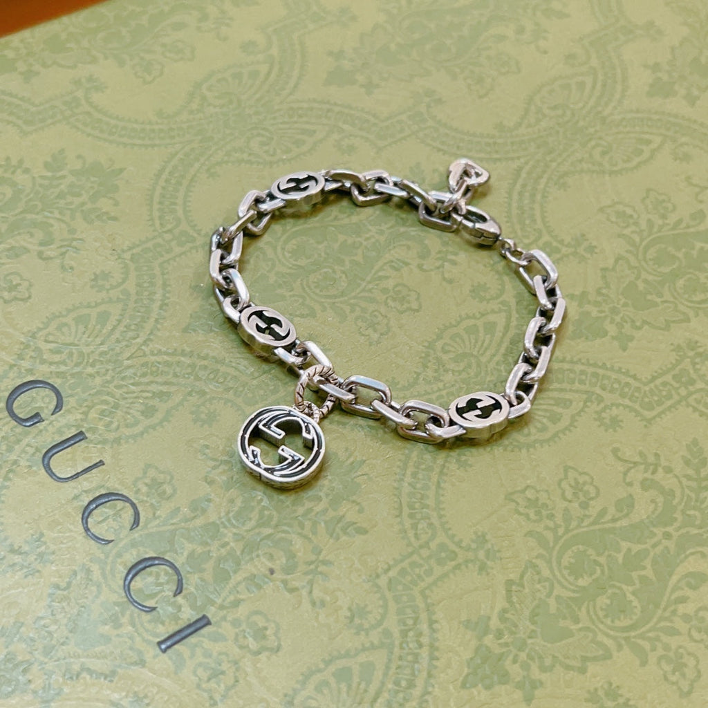 Gucci Double G Interlocking G Pendant Bracelet