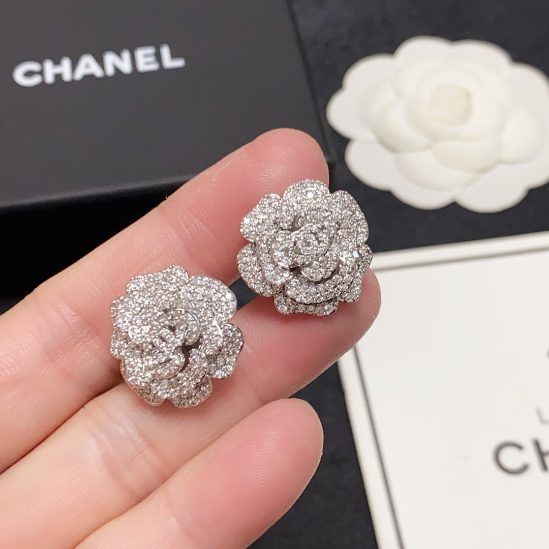Chanel Camellia Diamond Earrings - 18K White Gold