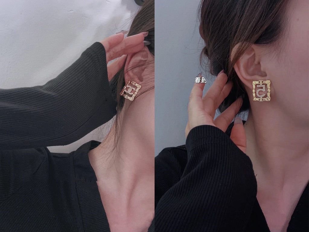 Chanel No.5 Square Diamond Earrings - 18K Yellow Gold