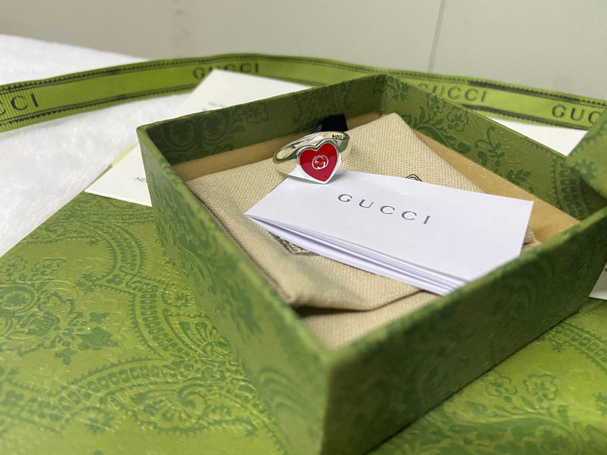 Gucci Double G Interlocking G Red Enamel Heart Ring
