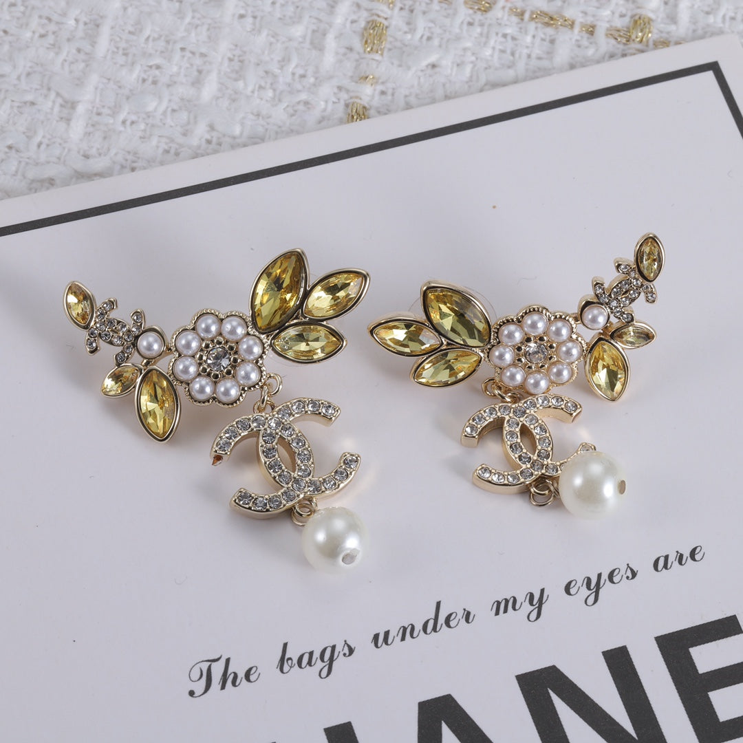 Chanel Flower Crystal Earrings - 18K Gold